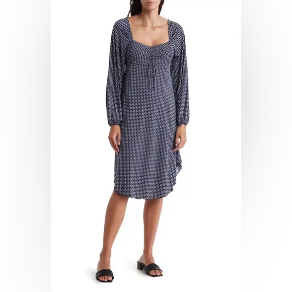 LunaChix Dresses & Skirts - LunaChix Women's Blue Chain Print Bell Sleeve Tunic Dress Casual, sz M